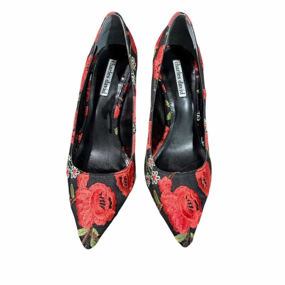 CHARLES DAVID RED FLORAL EMBROIDERED POINTED TOE HEELS SIZE 9 - Picture 7 of 15